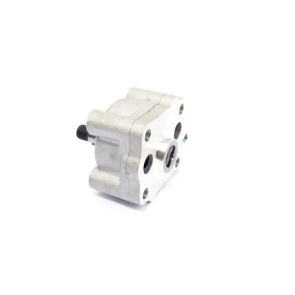 Engine Oil Pump Universal M15 | M-25 | M-25XP | M-35 – Nanni 3.90HE | 4.110HE – Renault Marine D950